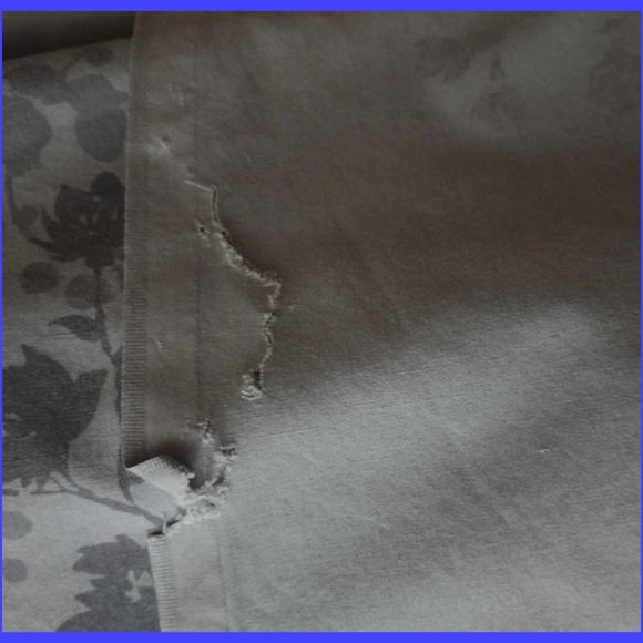 Full / Queen Red Cotton Polyester fitted sheet & bonus floral purple flat sheet - Picture 3 of 4